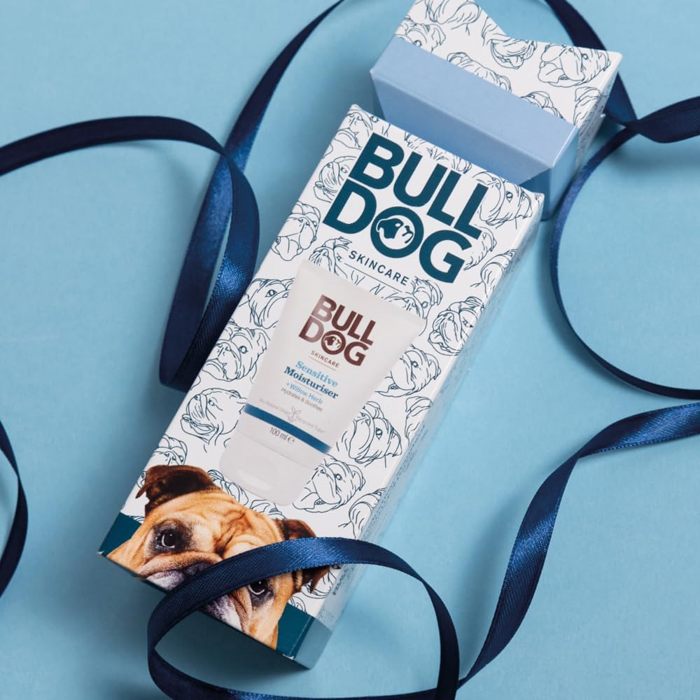 Bulldog Sensitive Moisturiser Cracker